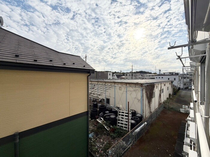 物件内観写真16　(室内からの展望)