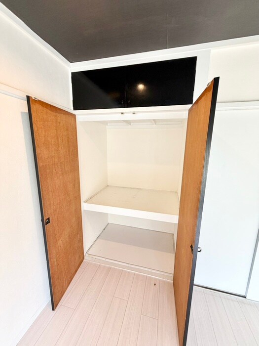 物件内観写真22　(収納)