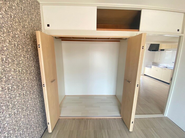 物件内観写真10　(収納)