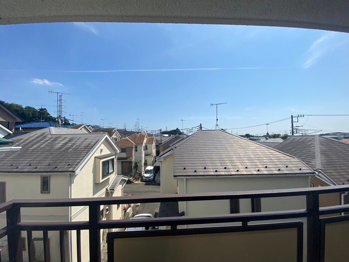 物件内観写真18　(室内からの展望)