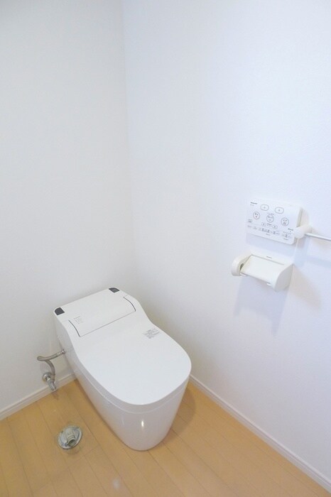 物件内観写真12　(トイレ)