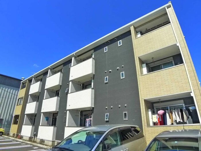 物件外観写真2　(外観写真)