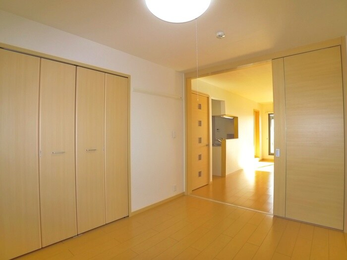 物件内観写真15　(居室)