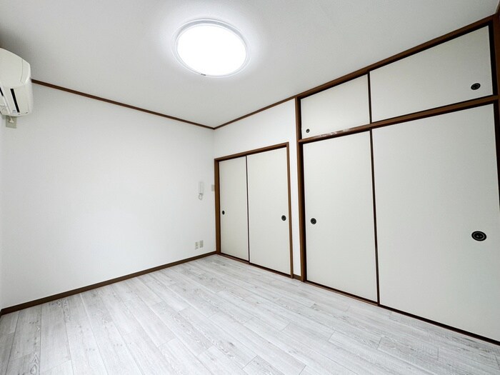 物件内観写真10　(居室)