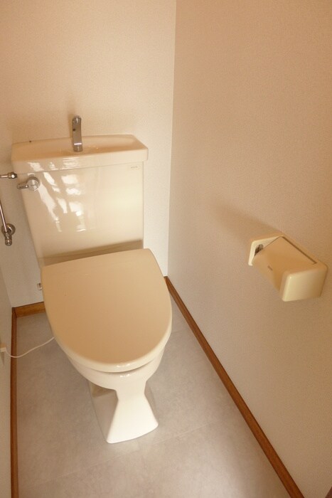 物件内観写真10　(トイレ)