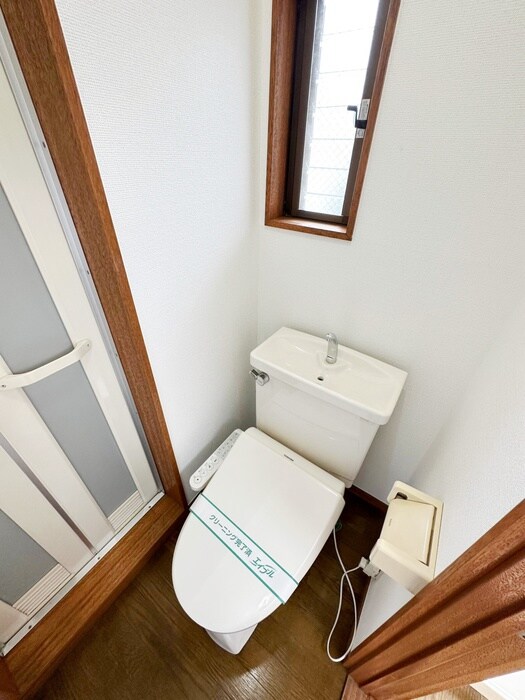 物件内観写真13　(トイレ)