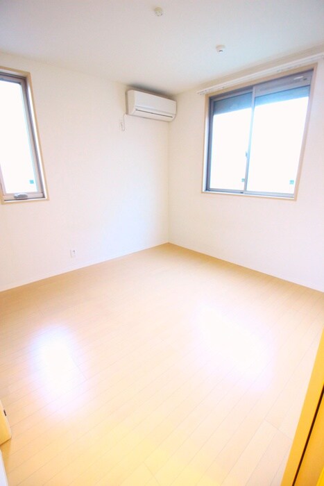 物件内観写真10　(内観写真)