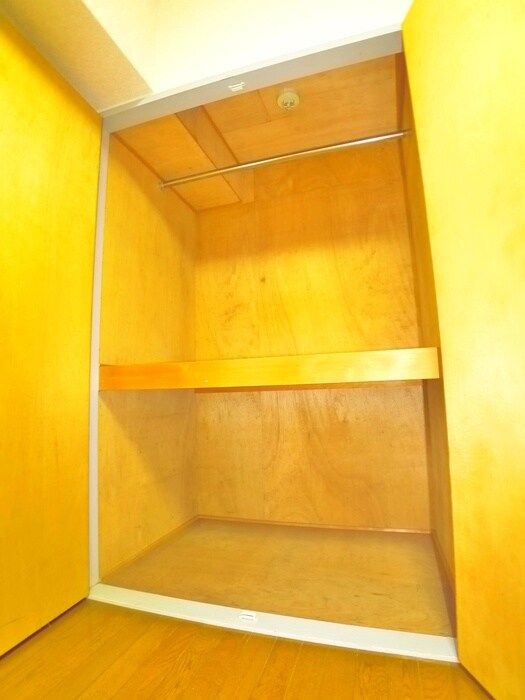 物件内観写真13　(収納)