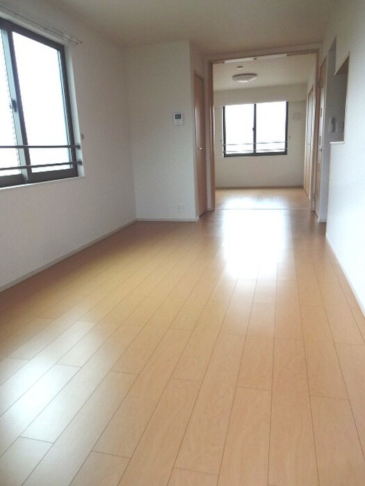 物件内観写真5　(居室)