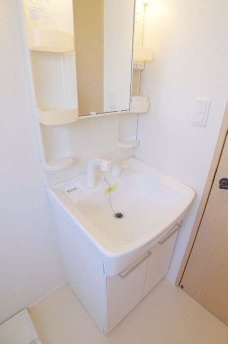 物件内観写真9　(洗面)