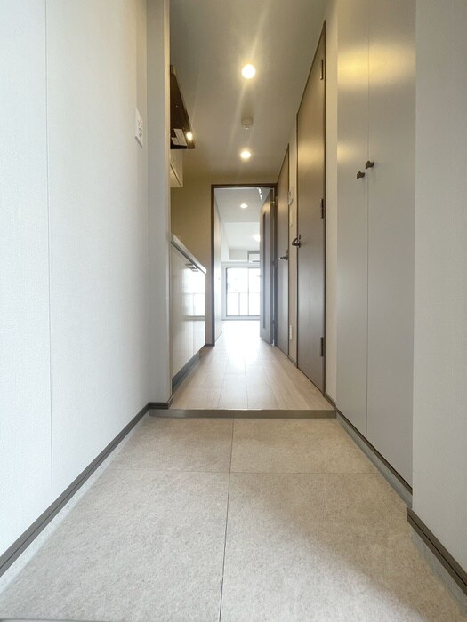 物件内観写真7　(玄関)