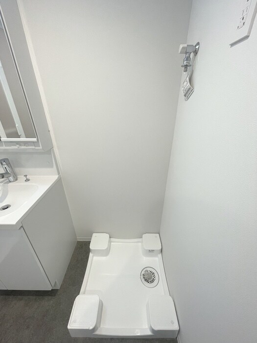 物件内観写真21　(洗濯機置場)