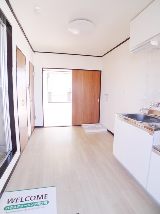 物件内観写真12　(廊下)