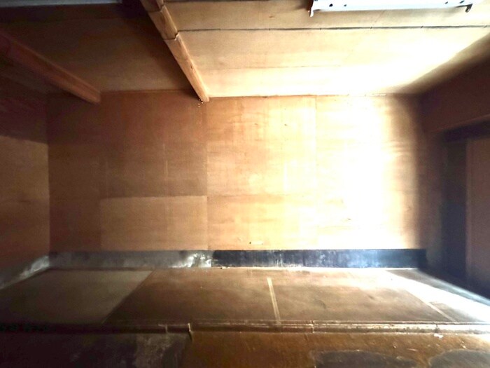 物件内観写真12　(室内からの展望)