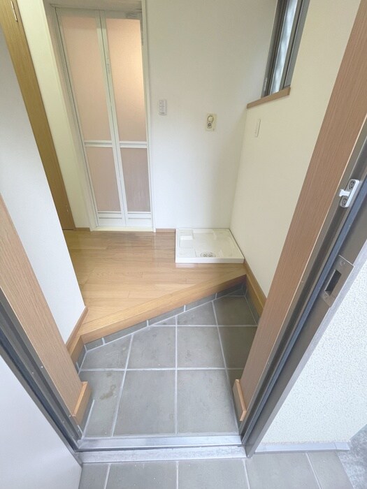 物件内観写真17　(廊下)