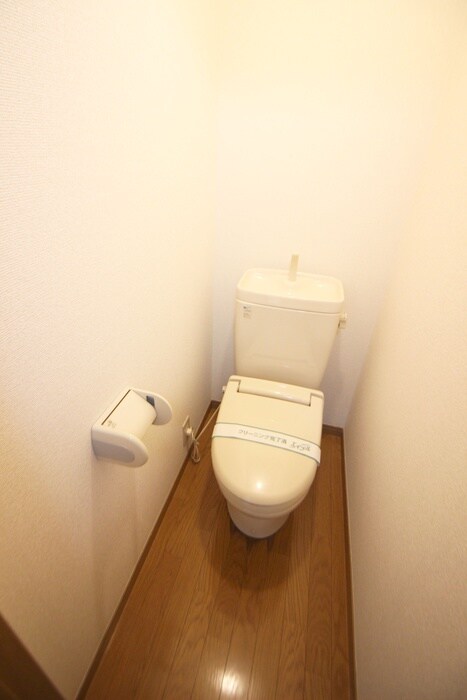 物件内観写真14　(トイレ)