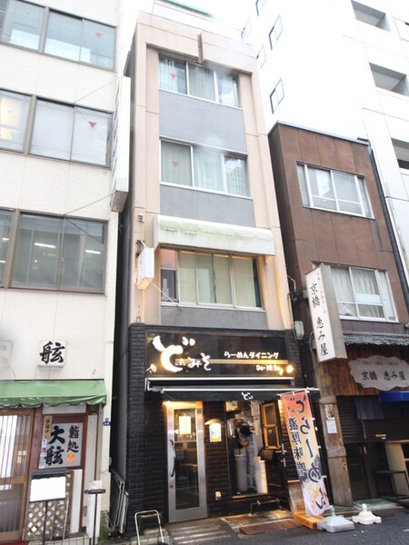 千成ビル外観写真