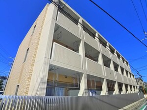 フォルトゥ－ナコンテ外観写真