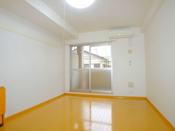 フォルトゥ－ナコンテの室内からの展望