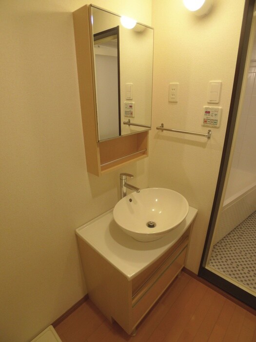 物件内観写真12　(洗面)