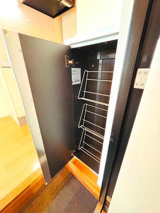 物件内観写真11　(靴箱)