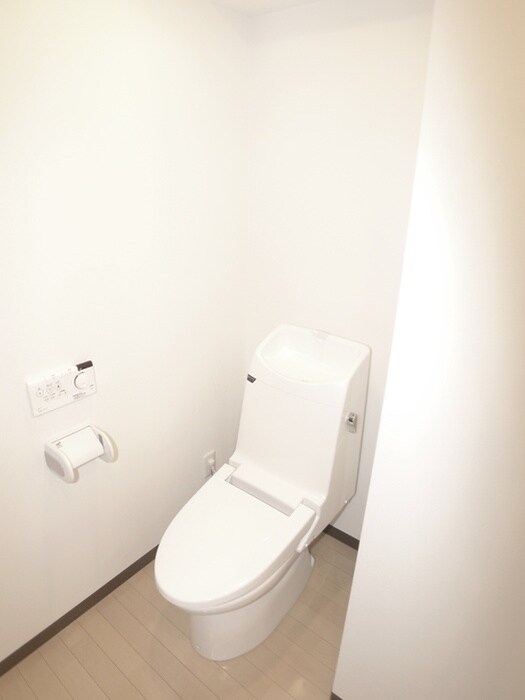 物件内観写真7　(トイレ)