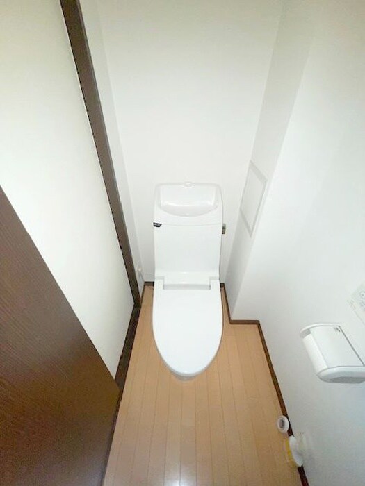 物件内観写真11　(トイレ)