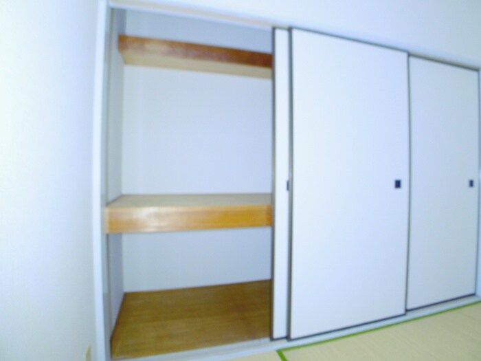 物件内観写真11　(収納)