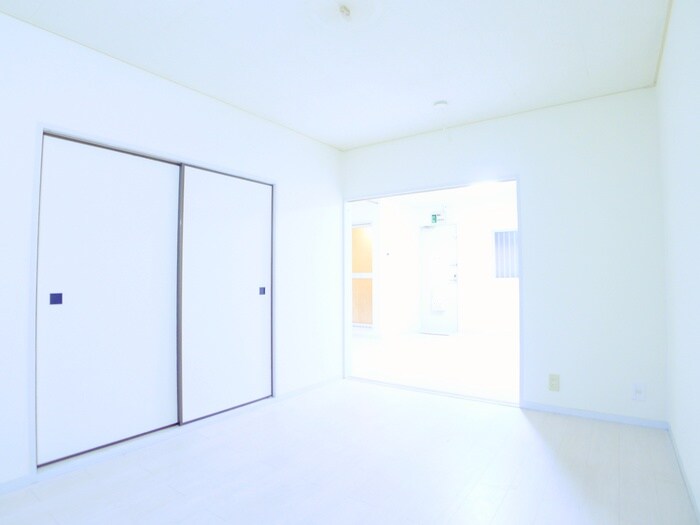 物件内観写真18　(居室)