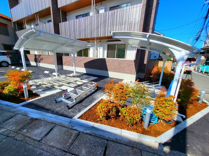 物件外観写真2　(駐輪場)