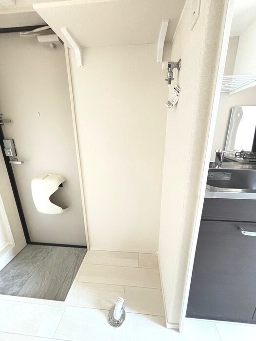 物件内観写真17　(洗濯機置場)