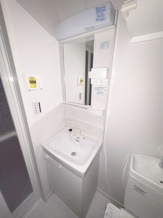 物件内観写真11　(洗面)