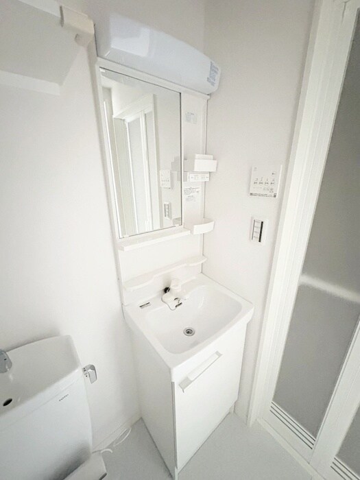 物件内観写真11　(洗面)