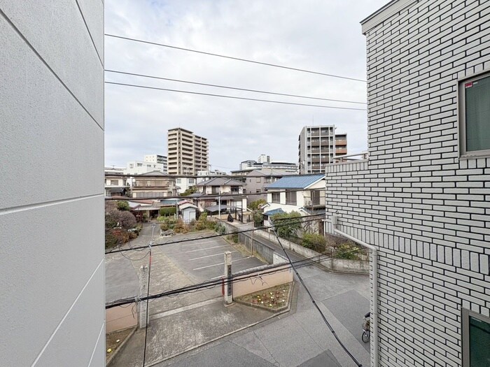 物件内観写真22　(室内からの展望)