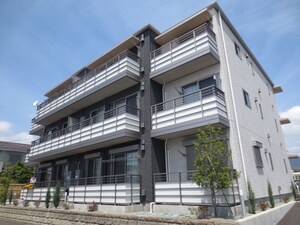 グランクラージュⅡ外観写真