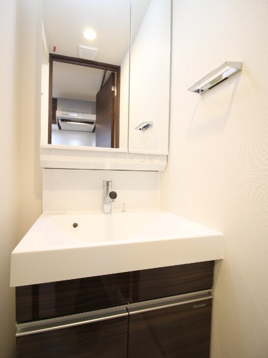 物件内観写真13　(洗面)