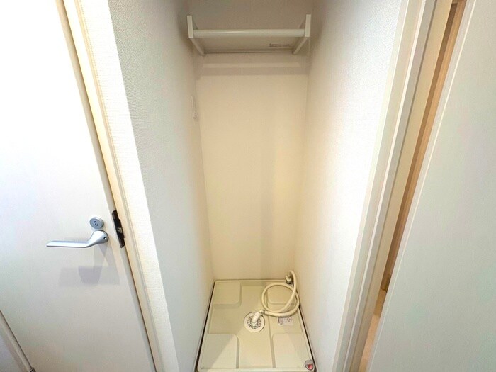 物件内観写真20　(洗濯機置場)