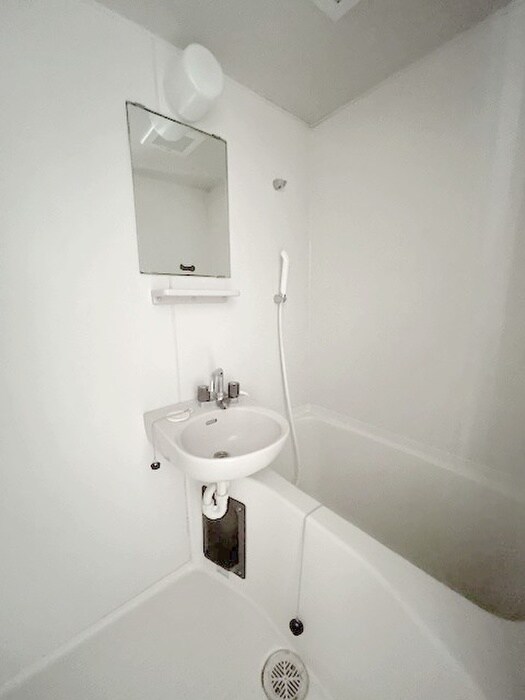 物件内観写真13　(バス／シャワールーム等)