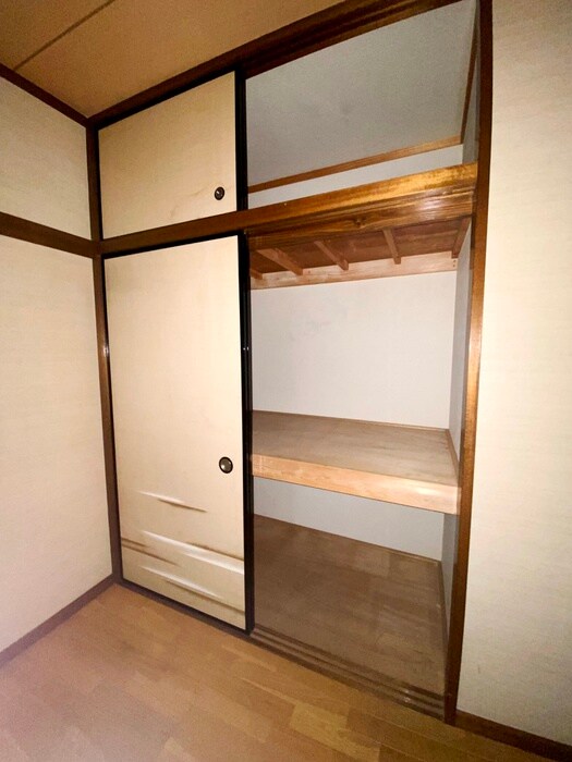 物件内観写真10　(収納)