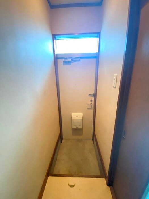 物件内観写真14　(玄関)