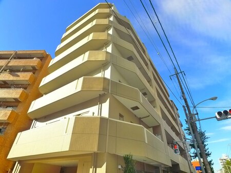 Qualista外観写真