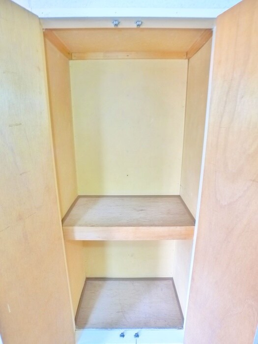 物件内観写真5　(収納)