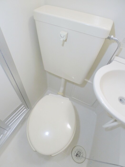 物件内観写真8　(トイレ)