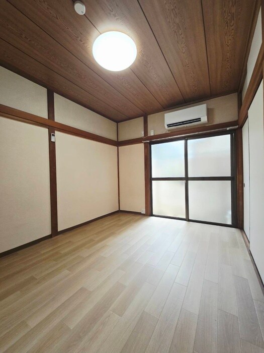 物件内観写真8　(居室)