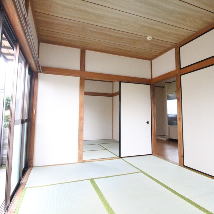 物件内観写真7　(居室)