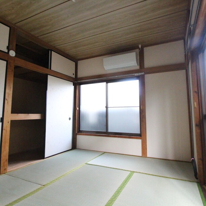 物件内観写真8　(居室)