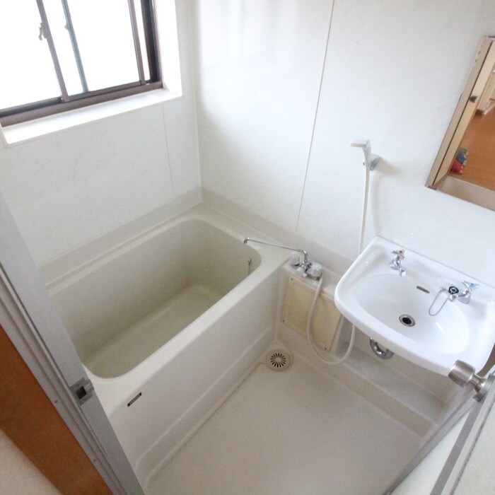 物件内観写真13　(バス／シャワールーム等)