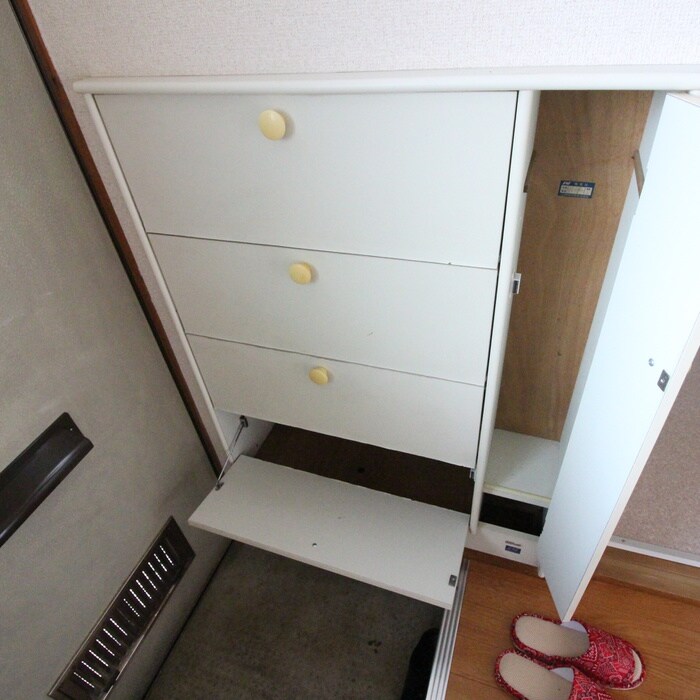 物件内観写真18　(靴箱)