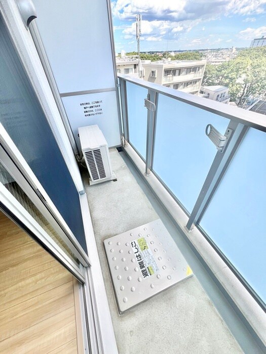 物件内観写真16　(室内からの展望)