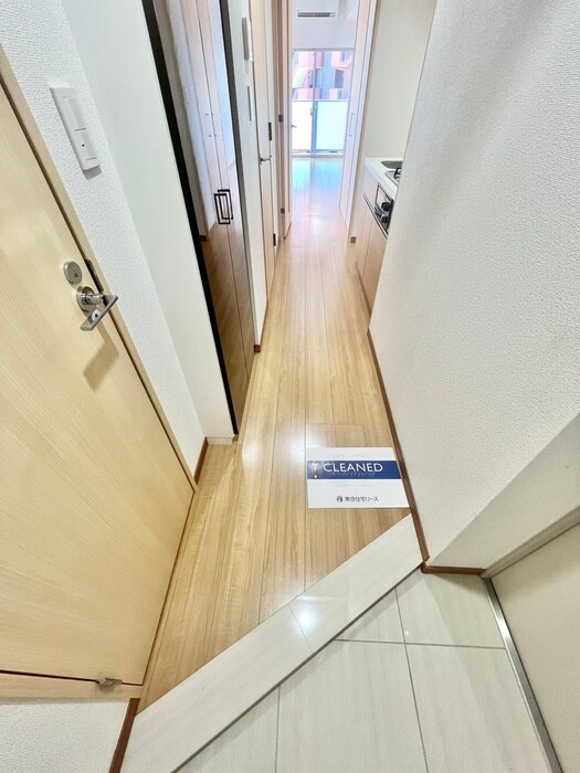 物件内観写真17　(玄関)